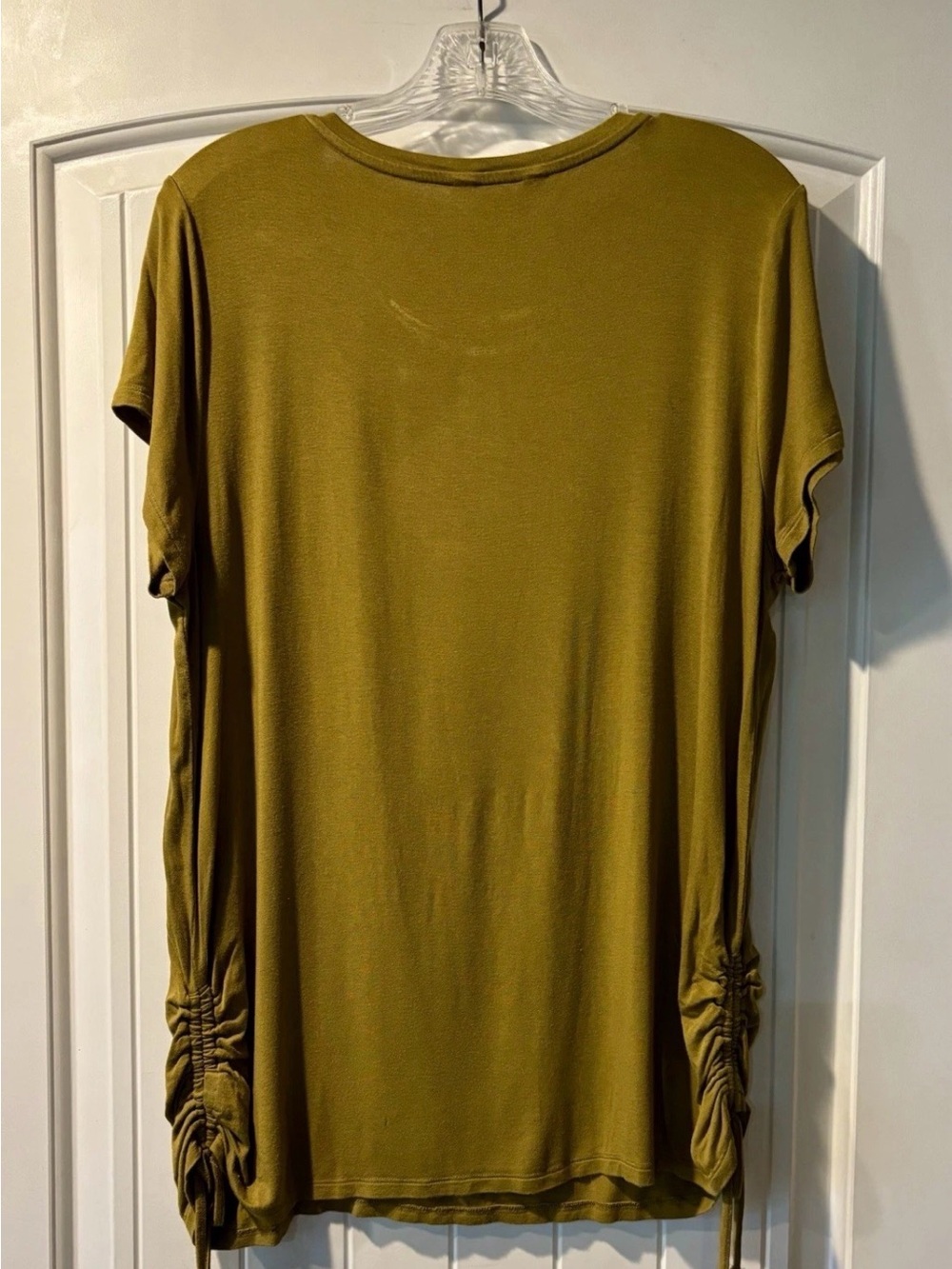 Simply Vera Vera Wang Olive Green Short Sleeve Side-Tie Tunic Top - Picture 2 of 4